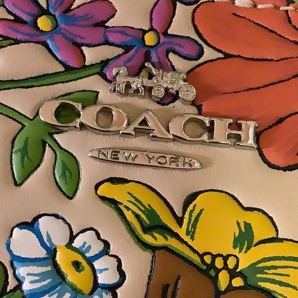 Coach floral leather snap wallet NWT